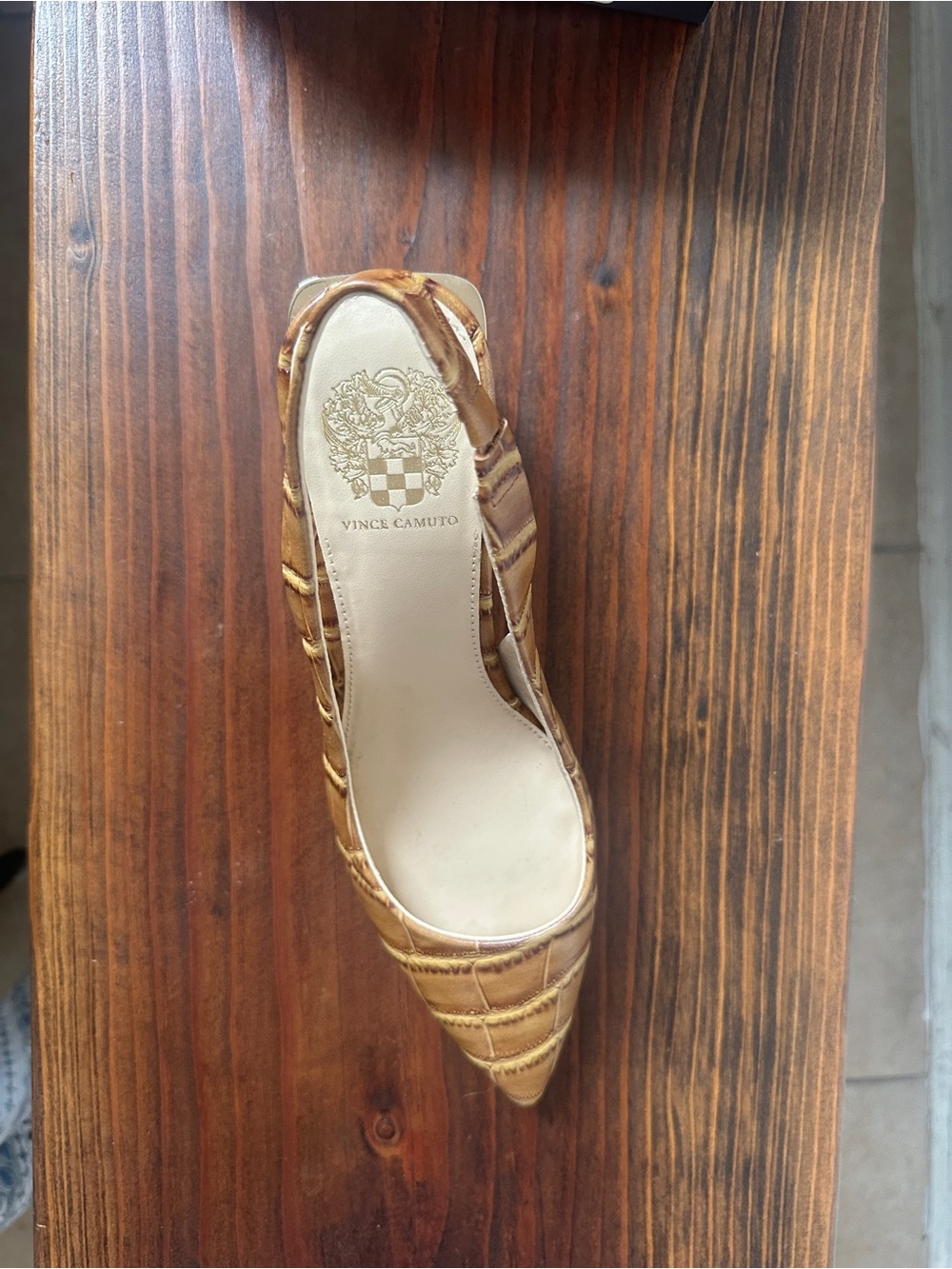 Brand New Caramel Croc-Embossed Slingback Block Heel Pumps - Picture 3 of 5